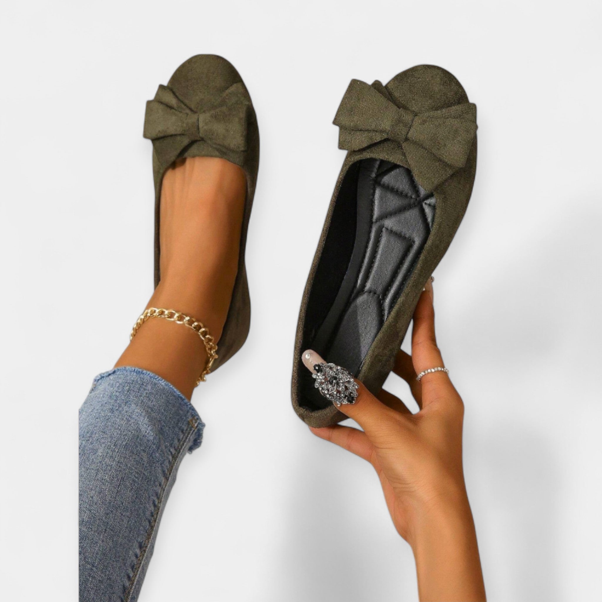 Обувки с панделка