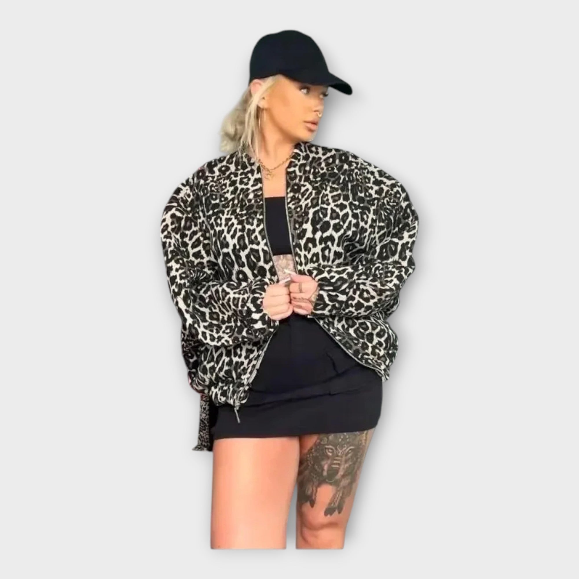 ЛИБУШЕ - Елегантен пуловер в сив цвят