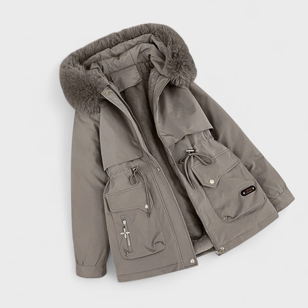 Елена – Стилно дамско зимно яке с модерен дизайн