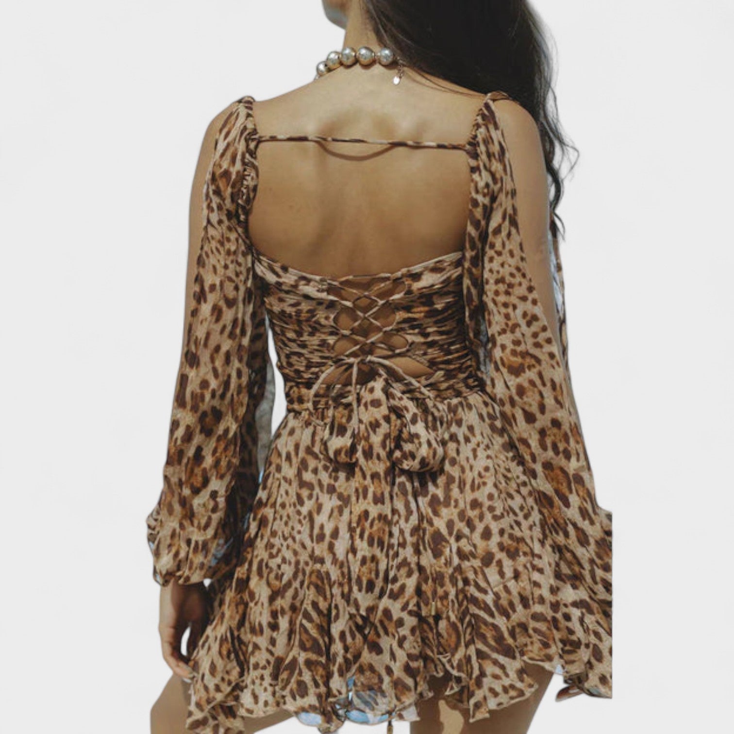 Ирис – Летяща рокля за парти