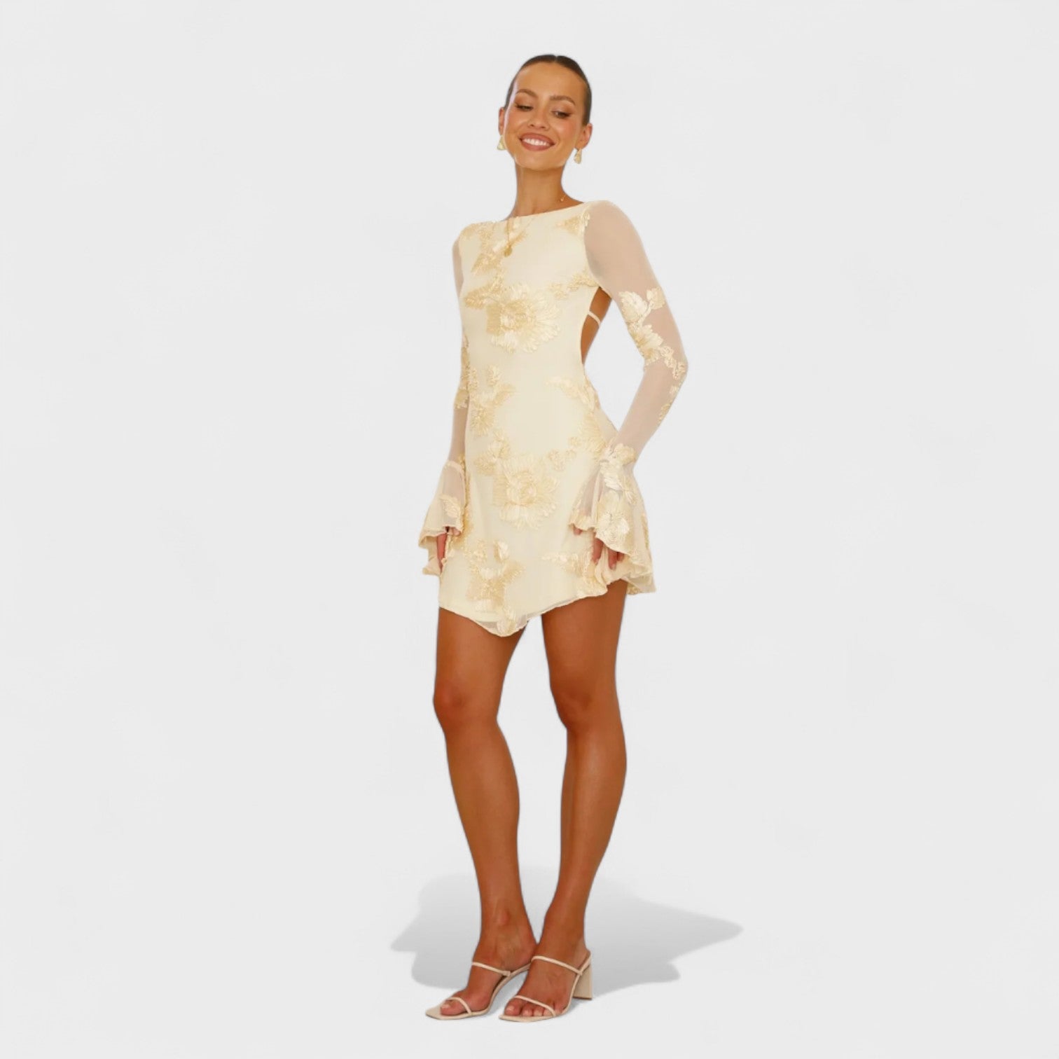 Джулия - Рокля с цветен чар