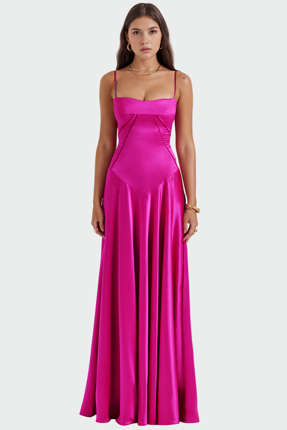 Сатенена макси рокля с тънки презрамки