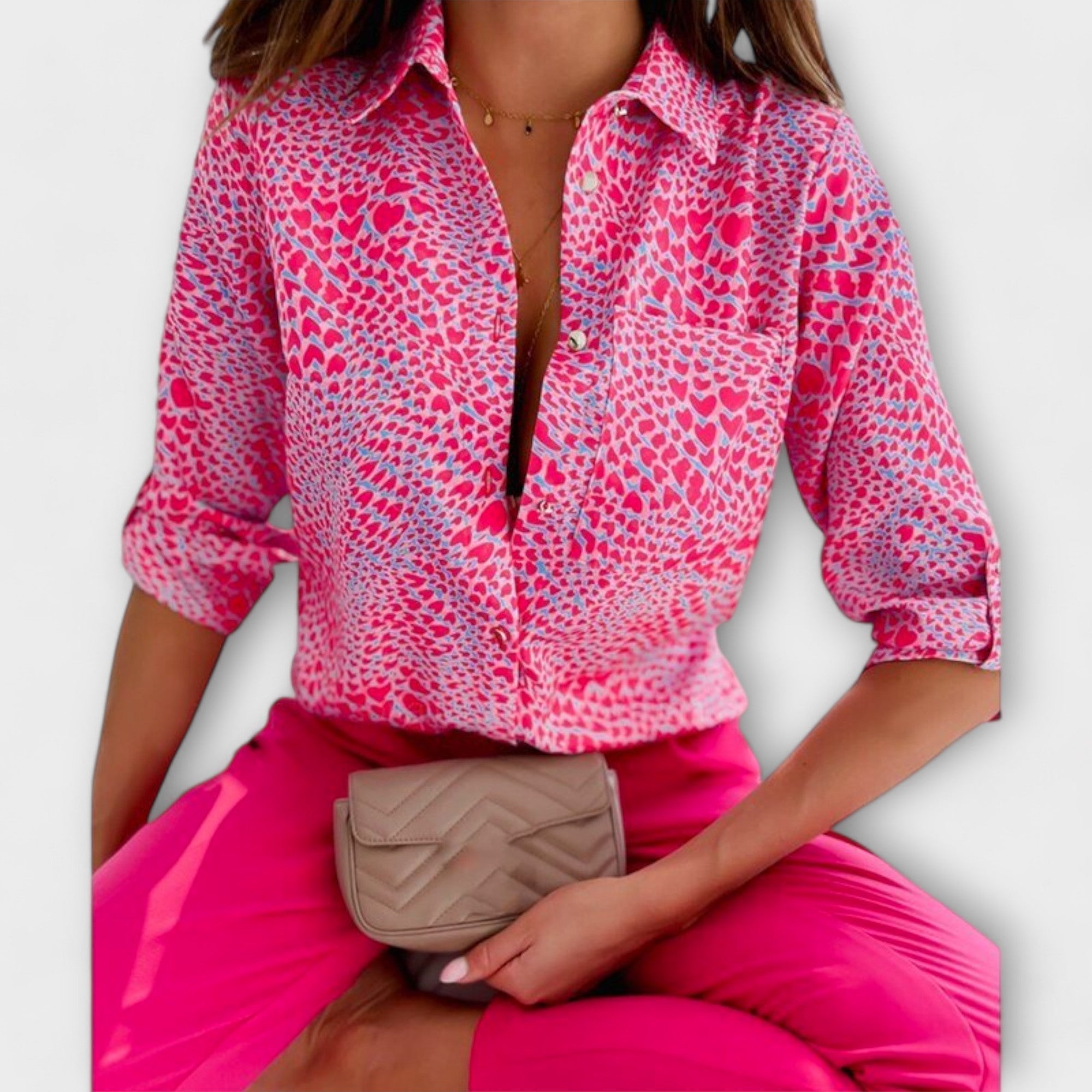 Блуза с класически яка