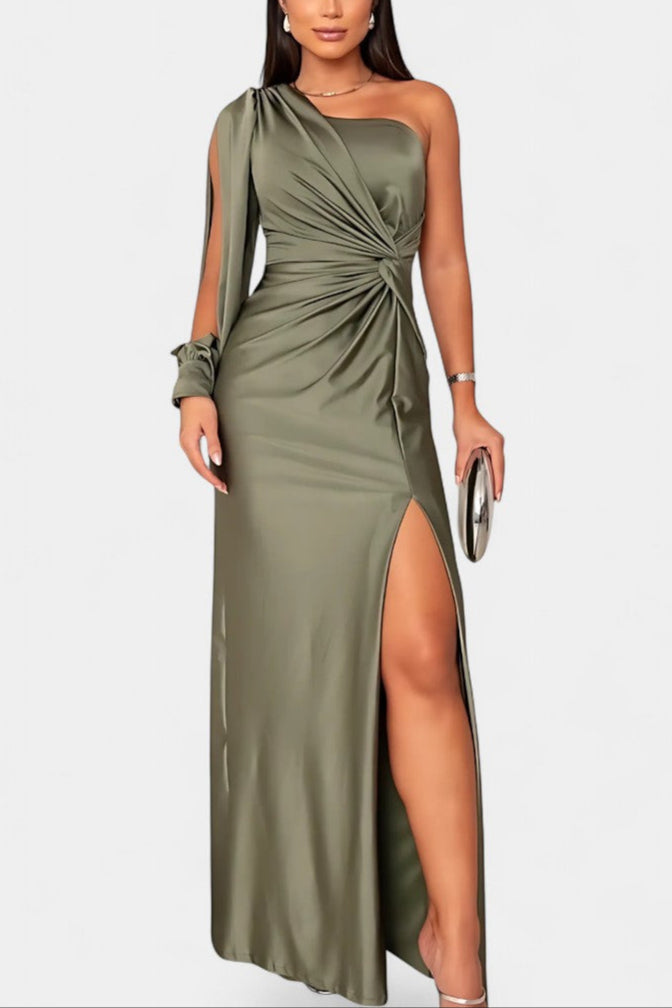 Габриела Асиметрична Рокля с Драпиране на Едно Рамо