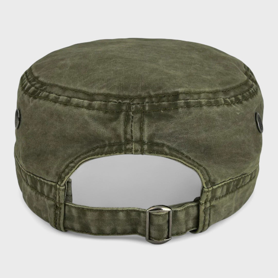 Иван - Мъжка Каскетка с Лек Дизайн