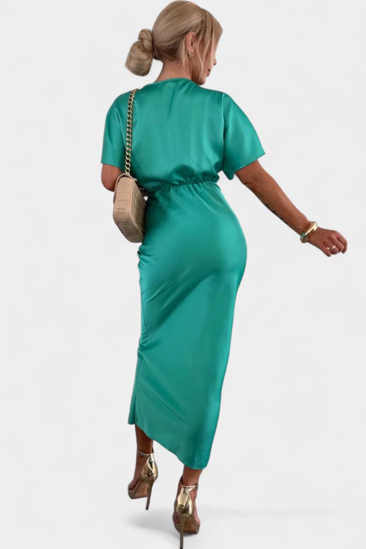 Нада Рокля С Връзка