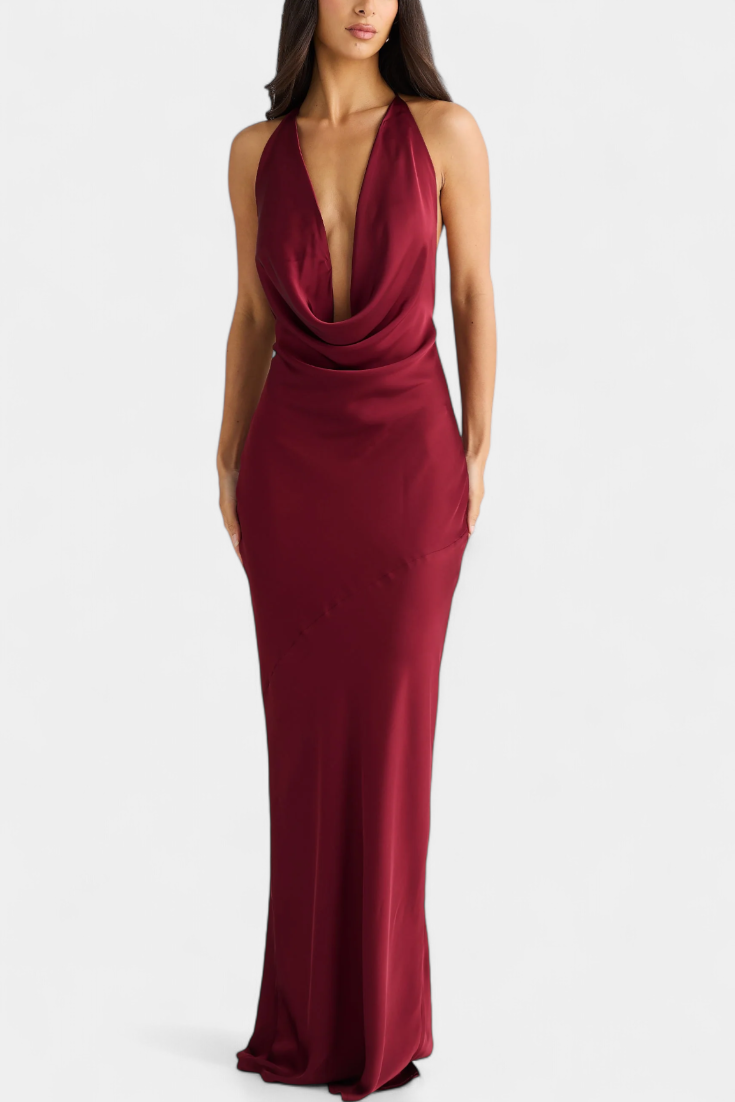 Нора Елегантна Рокля с Набръчкани Детайли