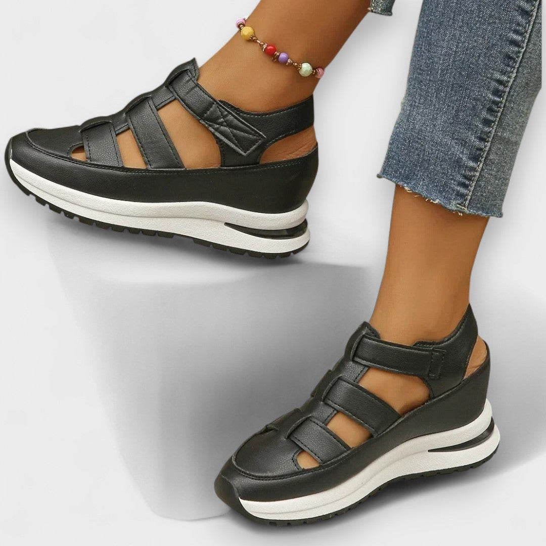 Петра - Ергономични сандали